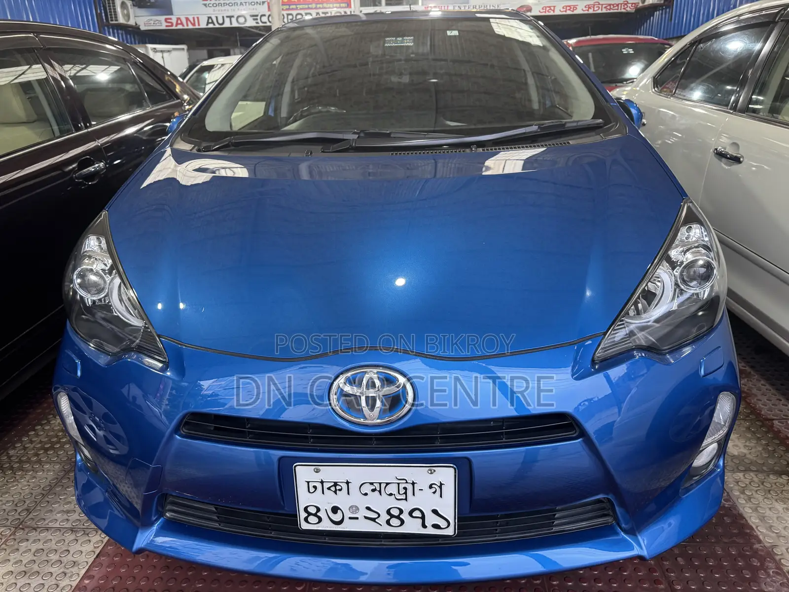 টয়োটা অ্যাকুয়া জি ২০১৪ ব্লু