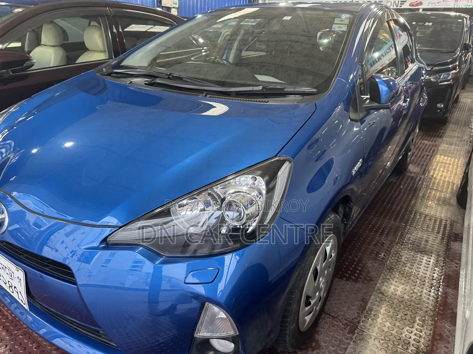 টয়োটা অ্যাকুয়া জি ২০১৪ ব্লু