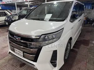 Toyota Noah 1.8 Front Wheel Drive Hybrid (7 Seater) 2018 Pearl