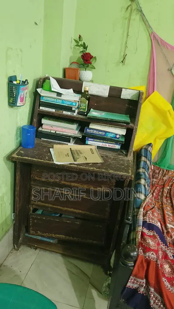 Table and chair sell