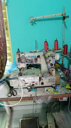 One 4-thread overlock and one flatlock machine for sale