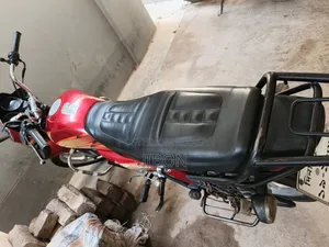 Hero HF Deluxe 2016 Red