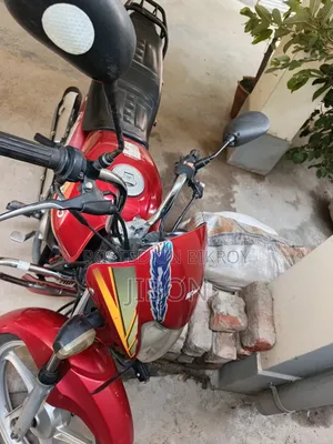 Hero HF Deluxe 2016 Red