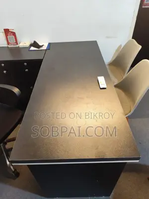 Premium Executive Office Desk / Manager Table (Black White)