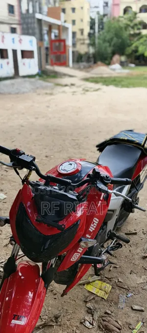 TVS Apache 160 4V 2018 Red