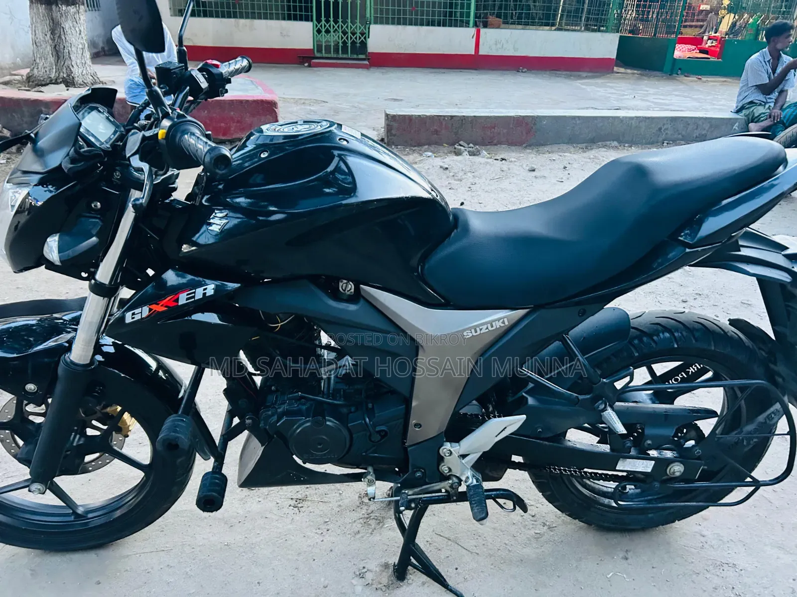 Suzuki GSR 2023 Black