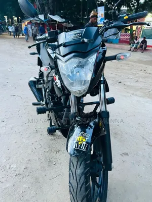 Suzuki GSR 2023 Black