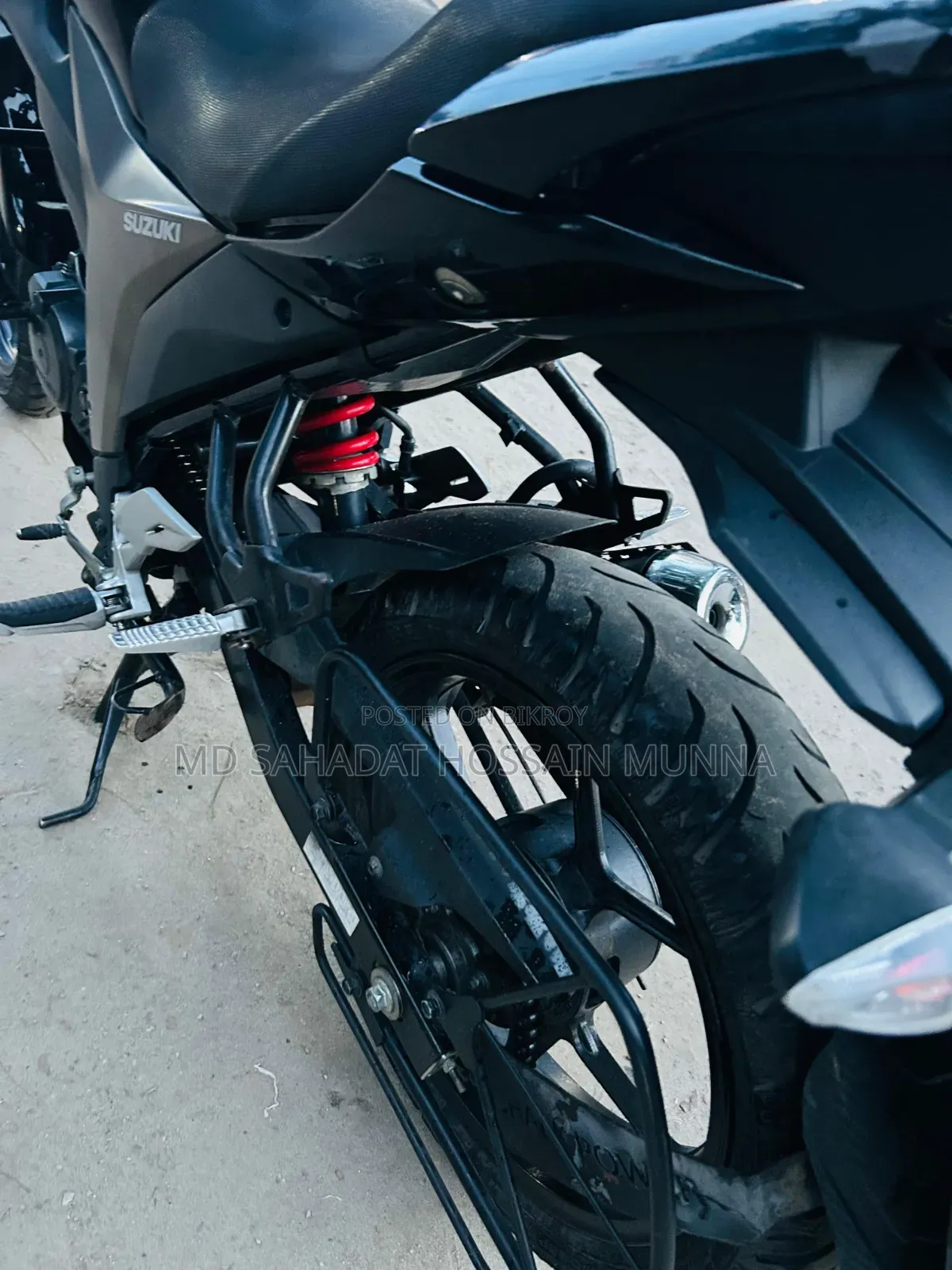 Suzuki GSR 2023 Black