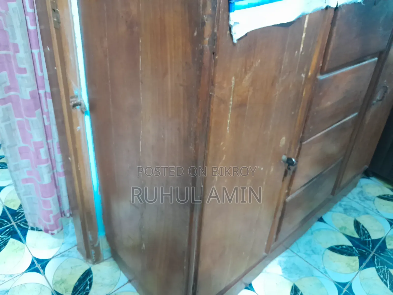 অনেক ভালো মানের ওয়ার্ডরোব