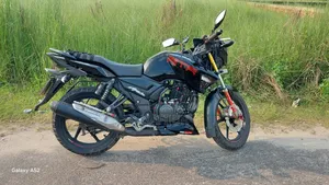 TVS Apache RTR 160 2V 2021 Black