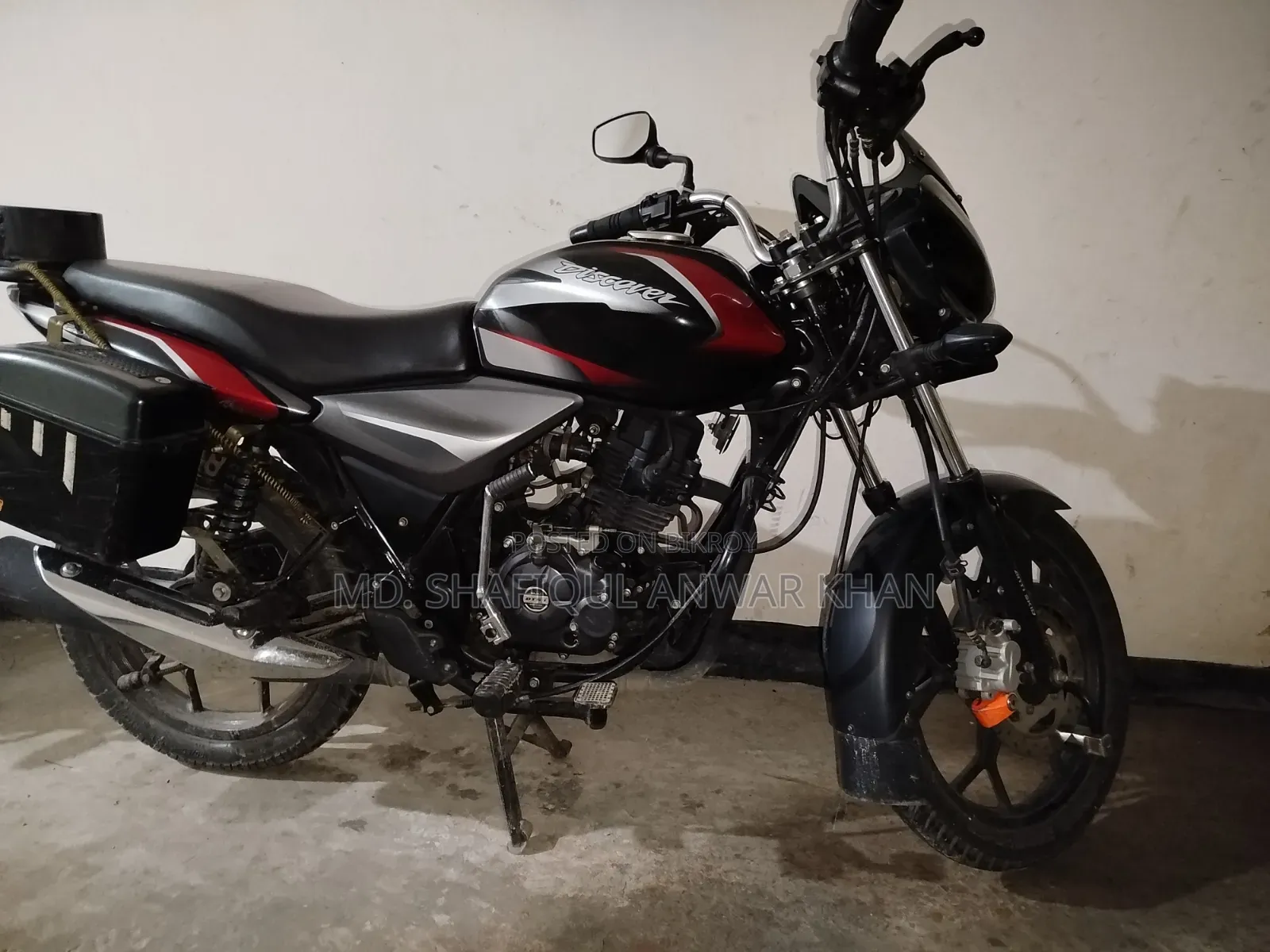 Bajaj Discover 125 2020 Black