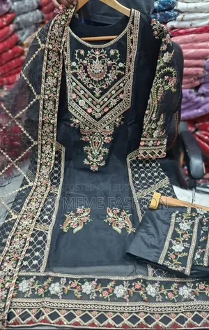Sada Bahar Three Piece
