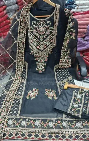Sada Bahar Three Piece