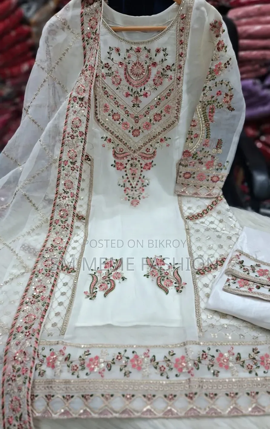 Sada Bahar Three Piece