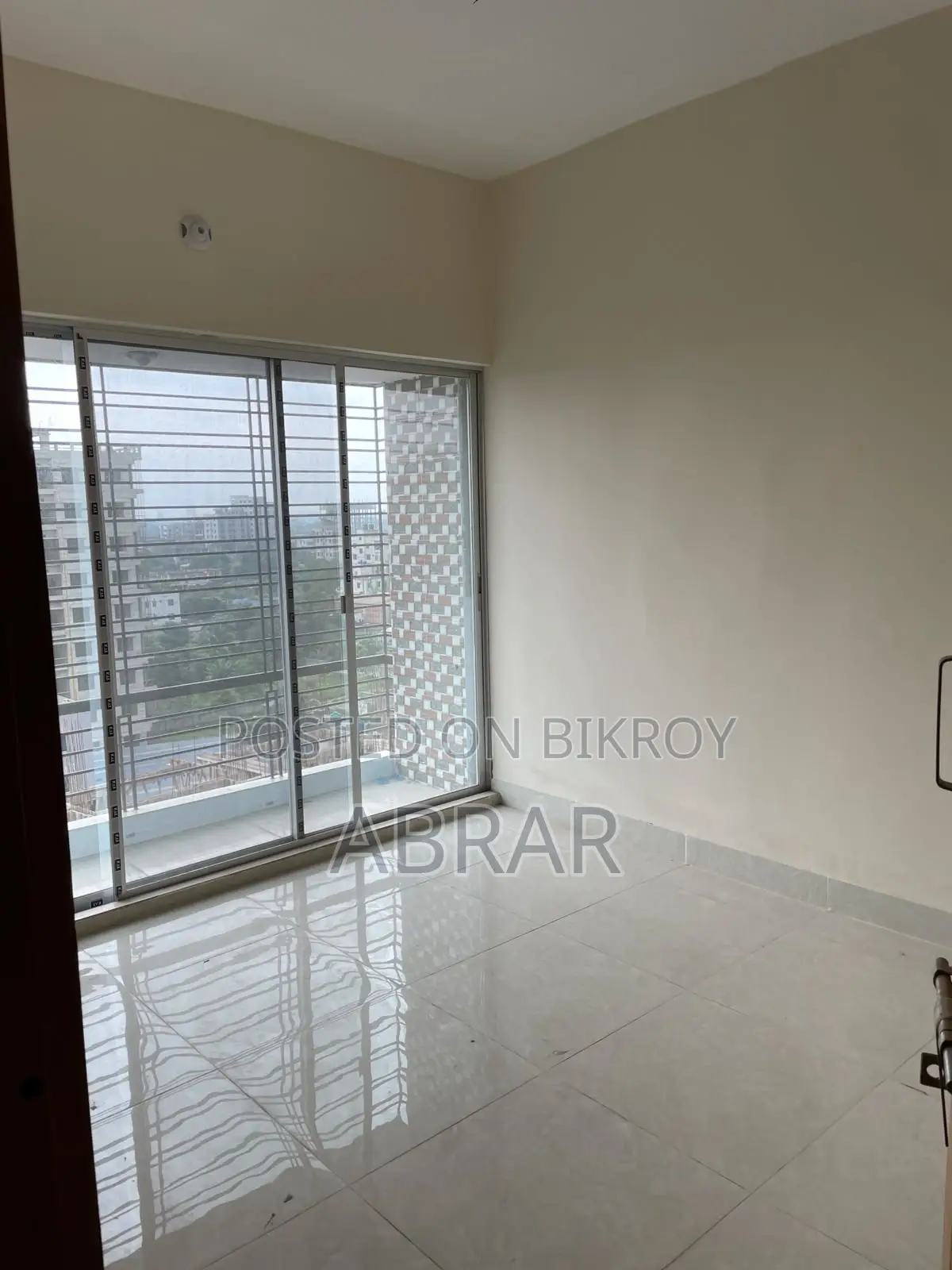 3bdrm Apartment in Banasree for Sale