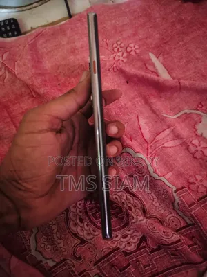 Tecno Camon 40 Pro 4G 256 GB Silver