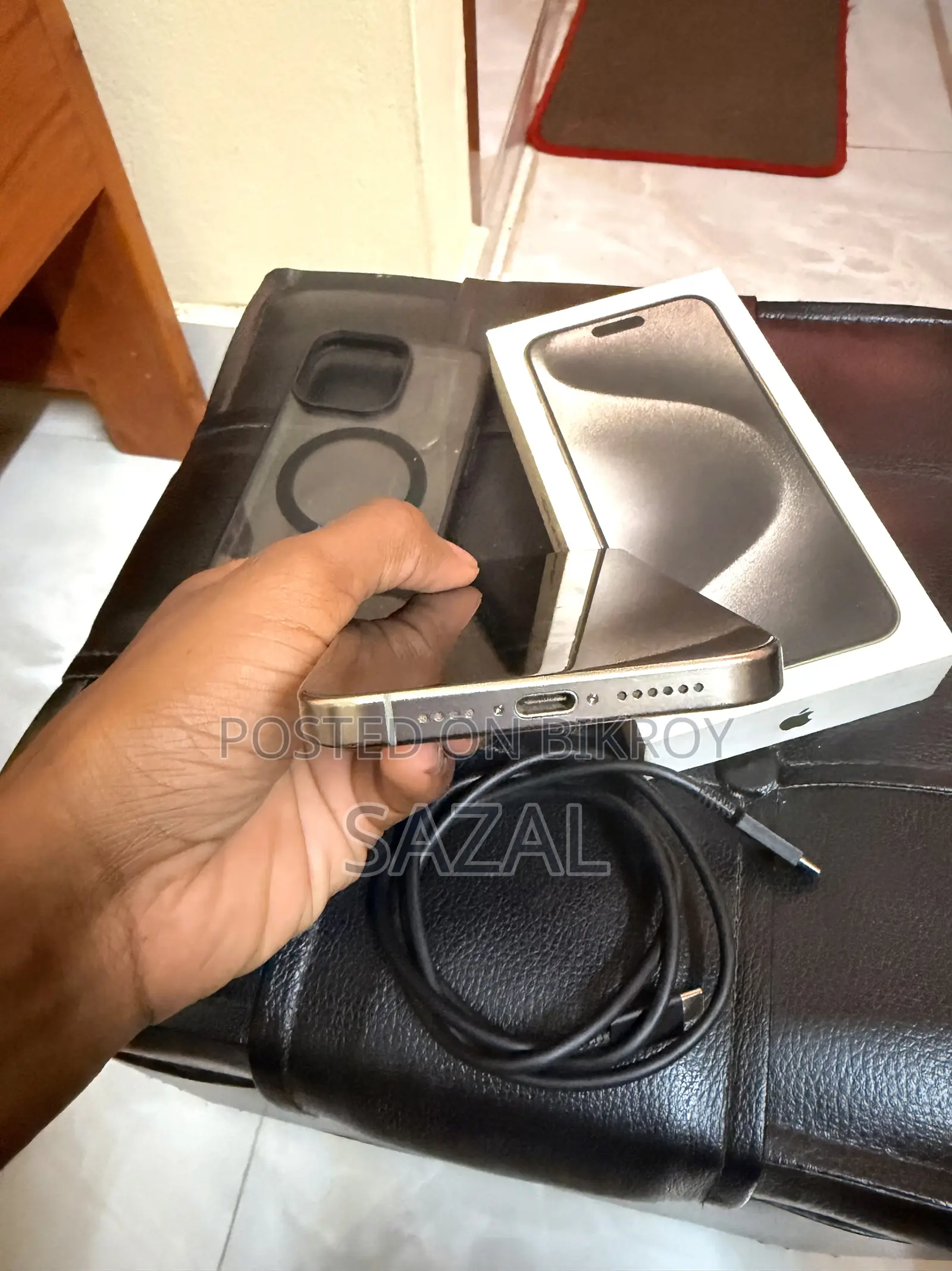 অ্যাপল আইফোন ১৫ প্রো ম্যাক্স ২৫৬ জিবি সিলভার