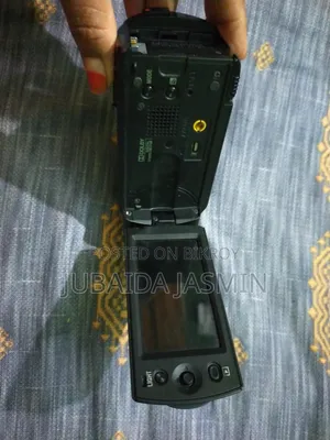 শখের ক্যামেরাটি বিক্রি করা হচ্ছে, ফুল ফ্রেশ কন্ডিশন।
