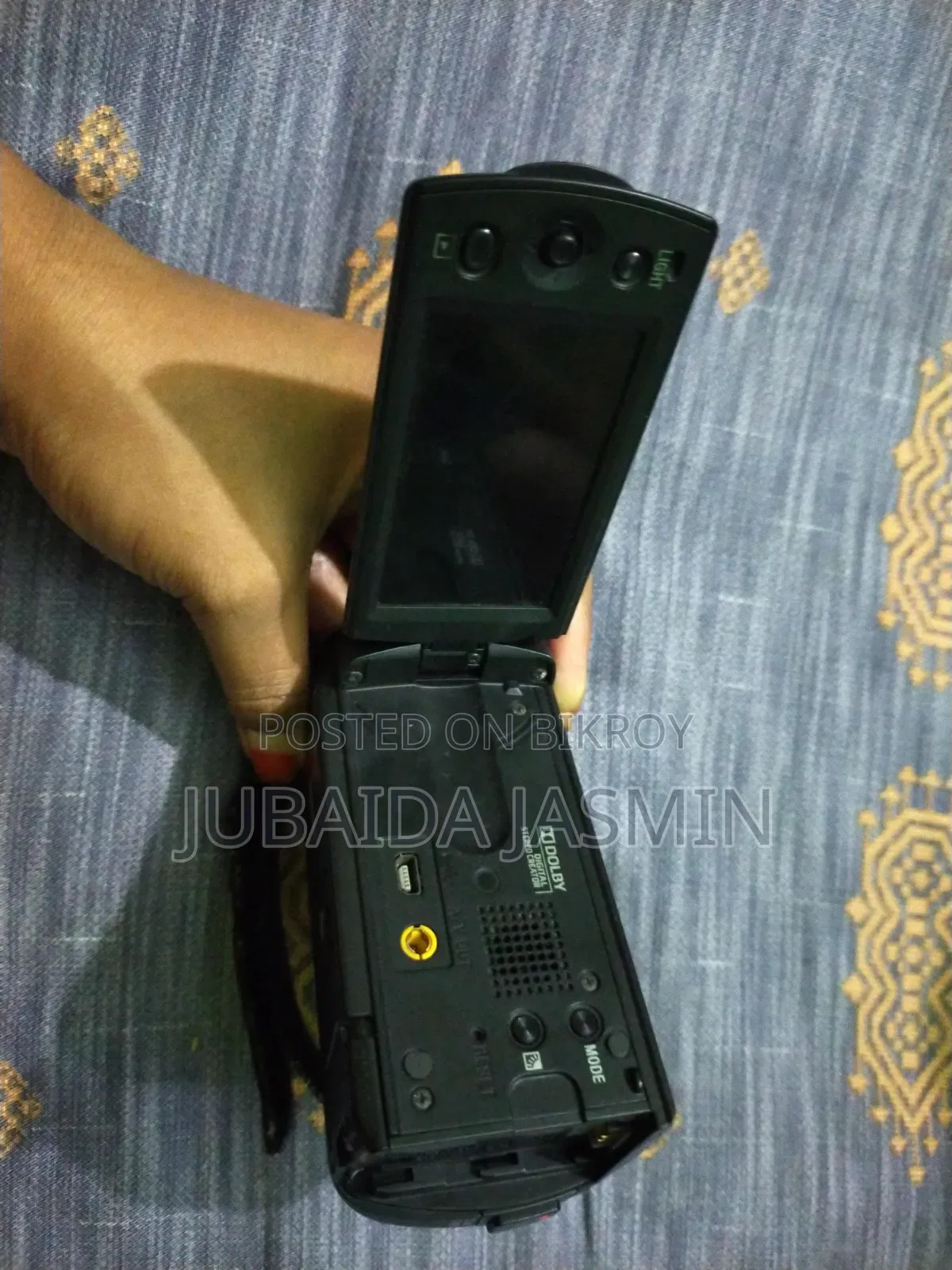 শখের ক্যামেরাটি বিক্রি করা হচ্ছে, ফুল ফ্রেশ কন্ডিশন।