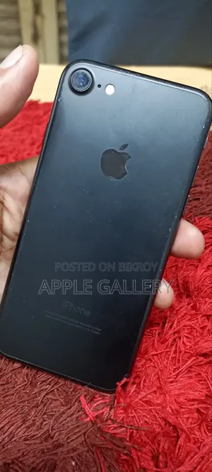 Apple iPhone 7 128 GB Black