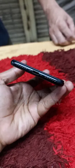 Apple iPhone 7 128 GB Black