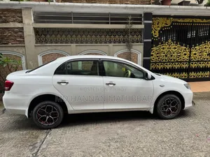 Toyota Axio 2011 White