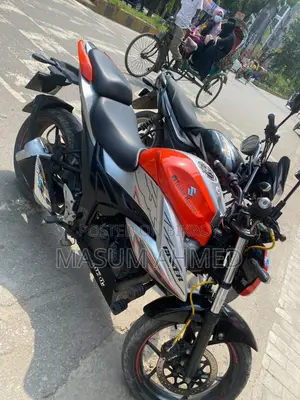 Suzuki Gixxer SF FI 2024 Orange