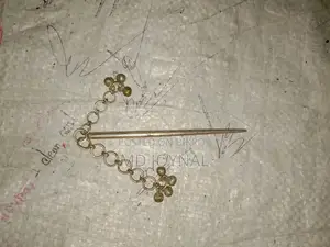 An old silver hair pin will be sold.