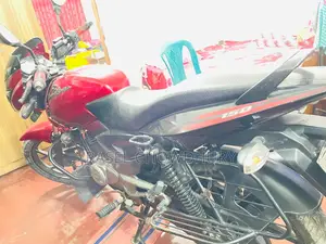 Bajaj Pulsar 150 ২০১৫ লাল