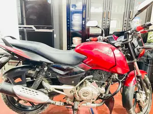 Bajaj Pulsar 150 ২০১৫ লাল