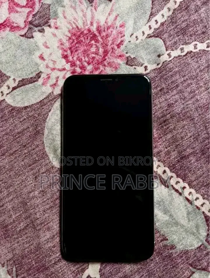 Apple iPhone XS 64 GB White