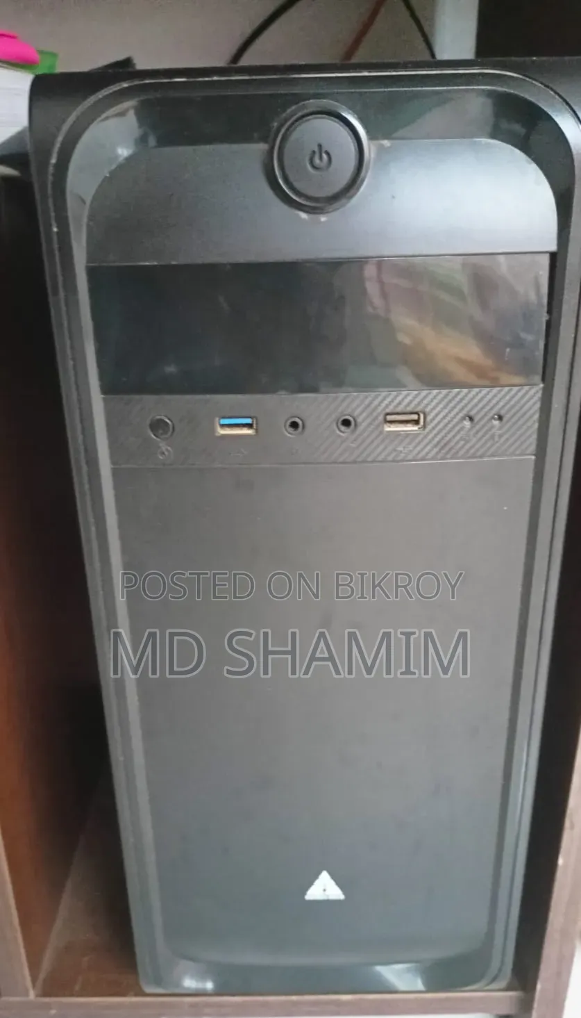 Desktop Computer 8GB AMD Ryzen 5 SSD 256GB