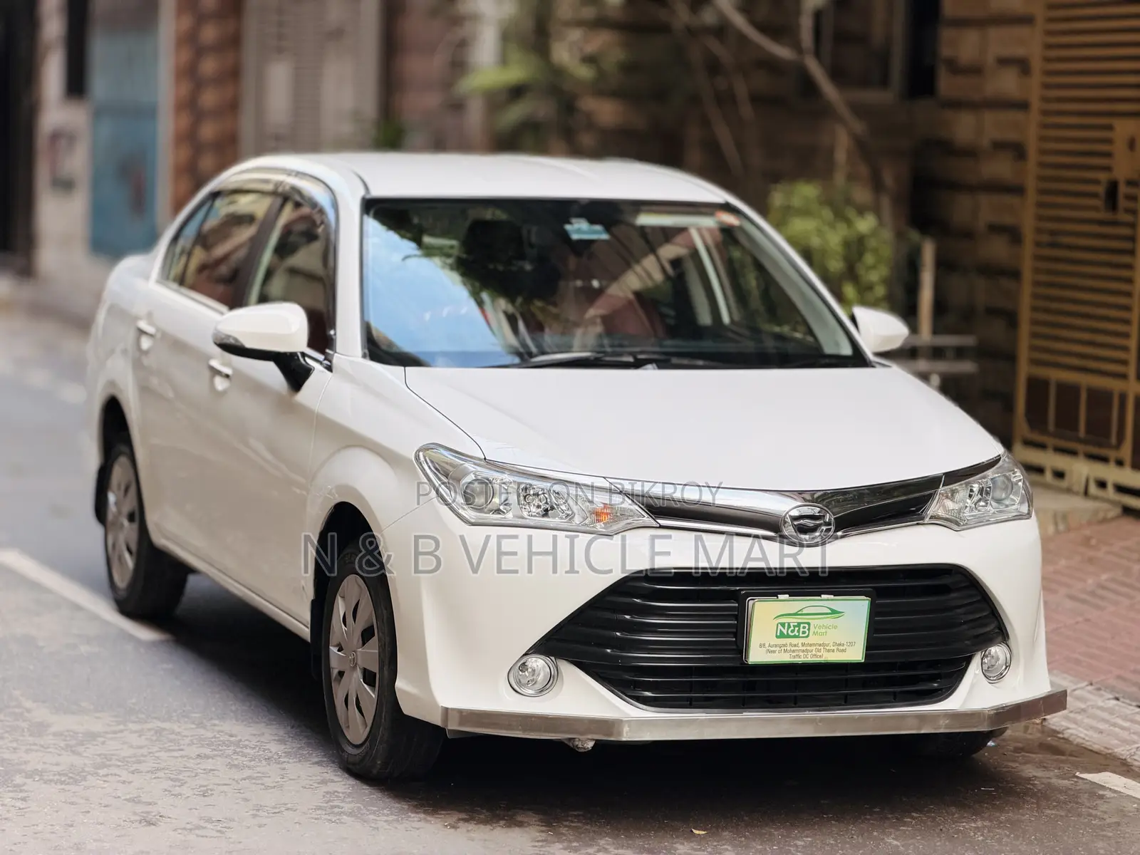 Toyota Axio 2017 সাদা