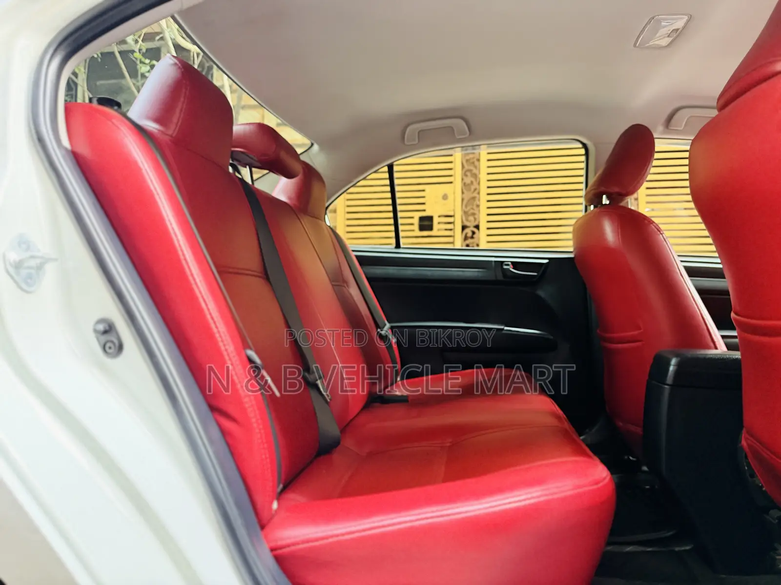 Toyota Axio 2017 সাদা