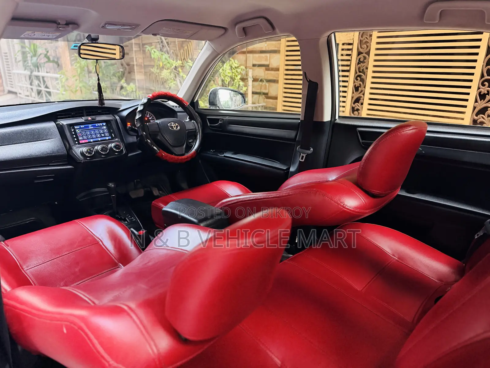 Toyota Axio 2017 সাদা
