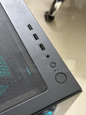 Desktop Computer MSI model 32GB AMD Ryzen 7 SSD 1T