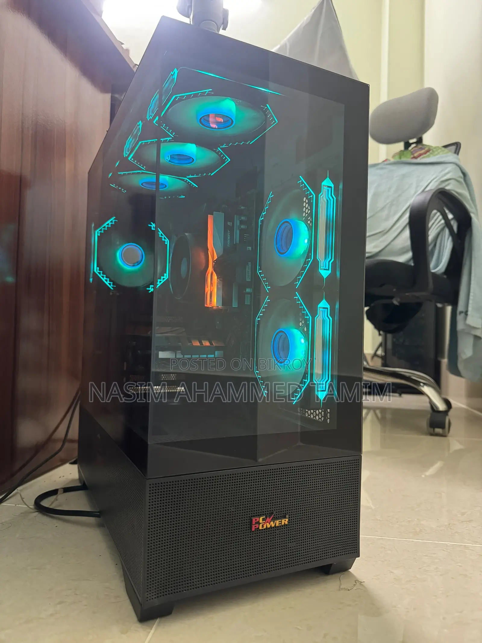 Desktop Computer MSI model 32GB AMD Ryzen 7 SSD 1T