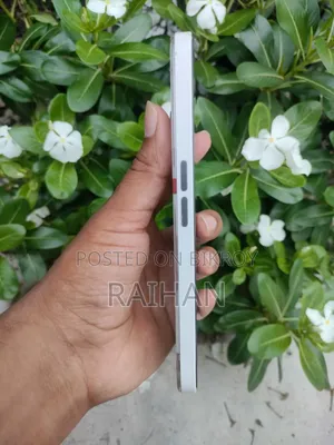 Nothing Phone 2a 128 GB White