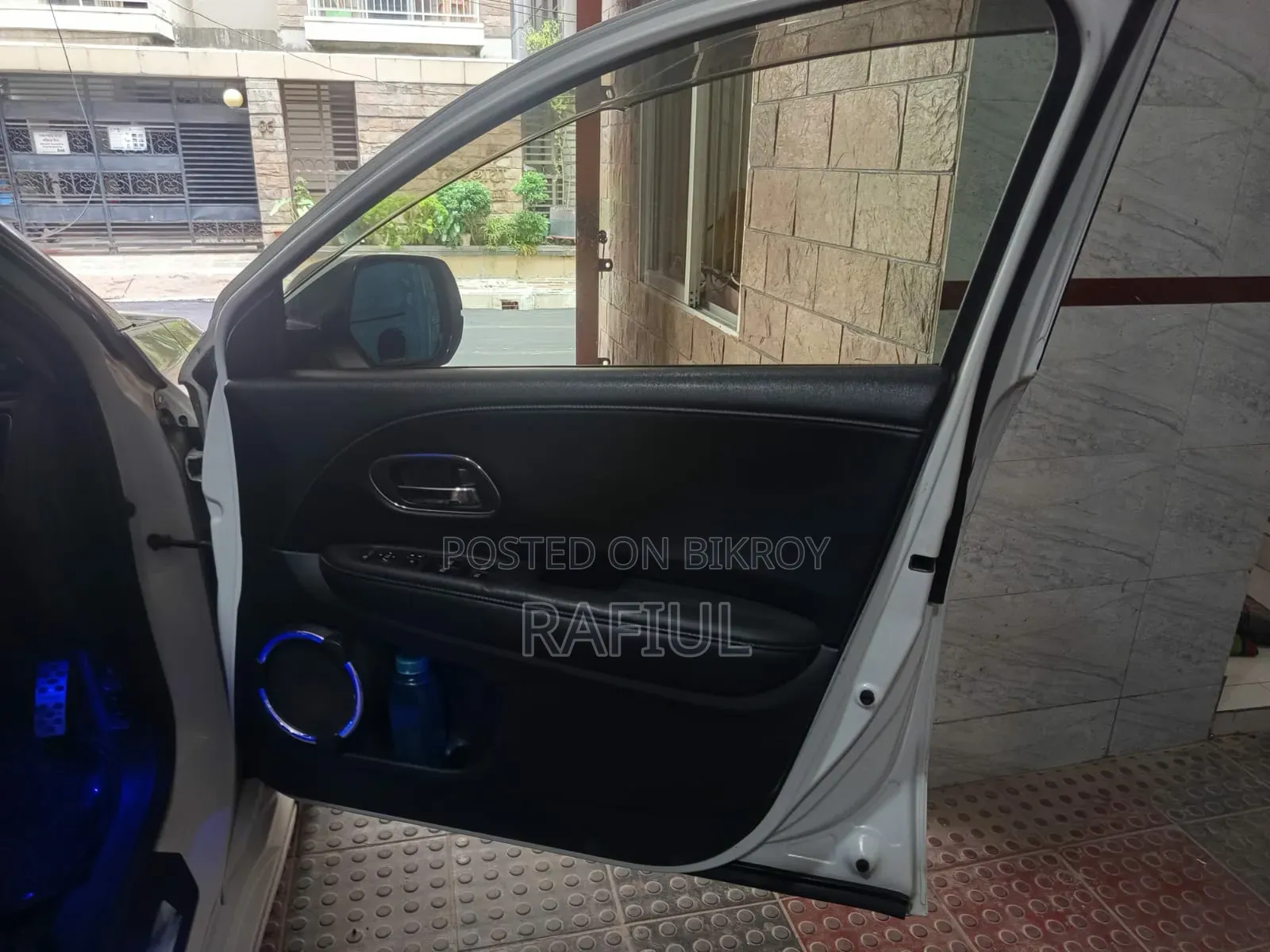 Honda Vezel 2014 Pearl