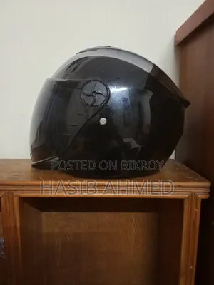 গ্লাইডার্স হেলমেট