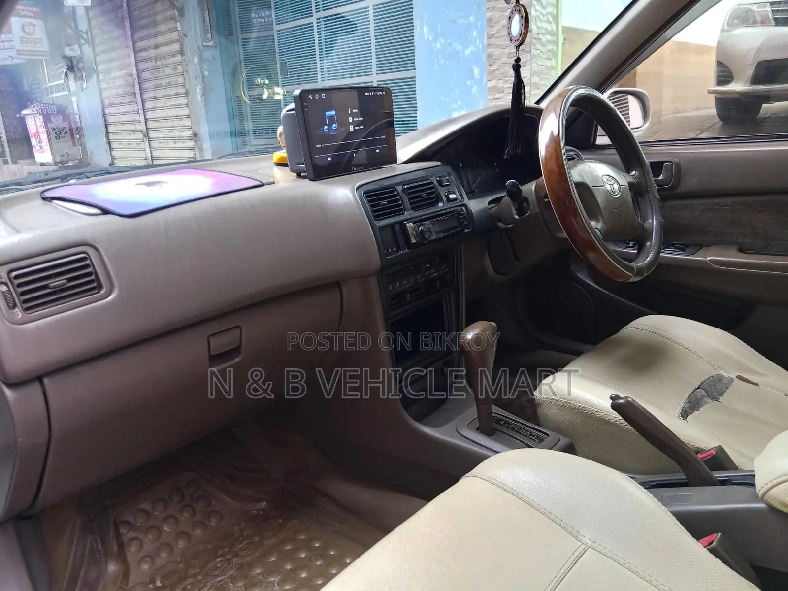 Toyota Corolla Sedan Automatic 1997 Pearl