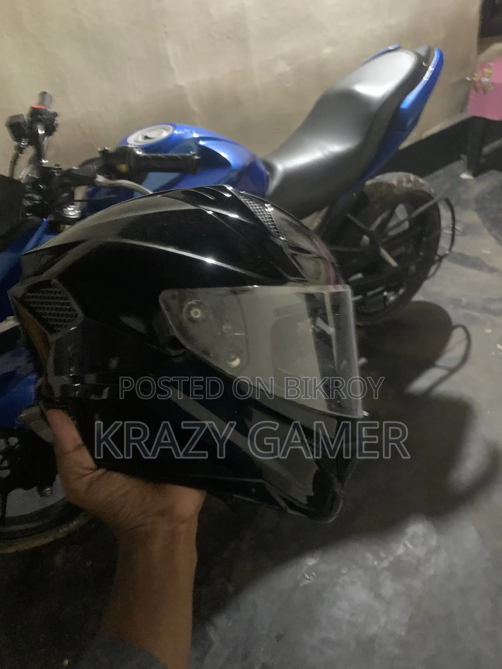 একদম নতুন