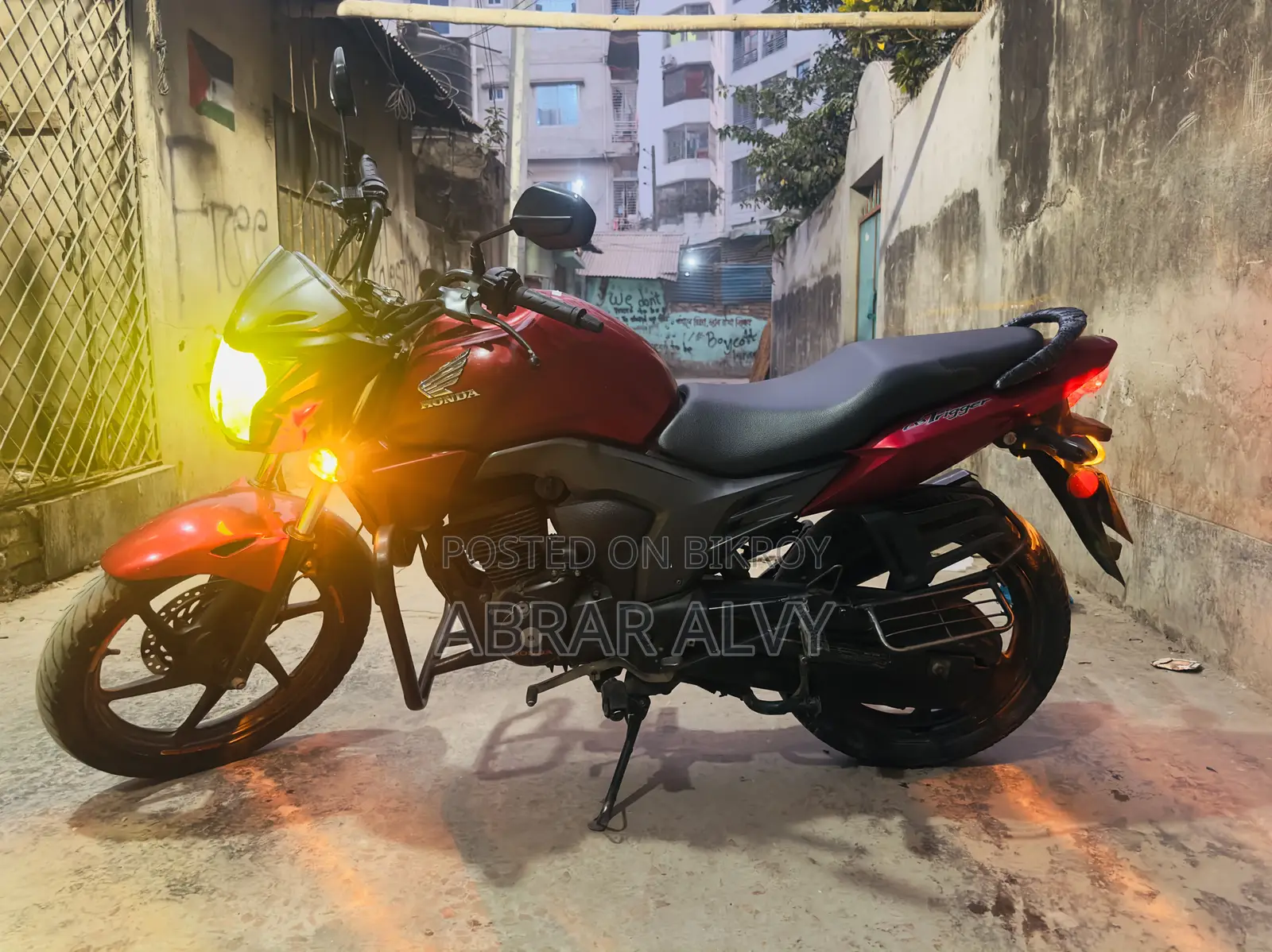 Honda CB 2018 Red