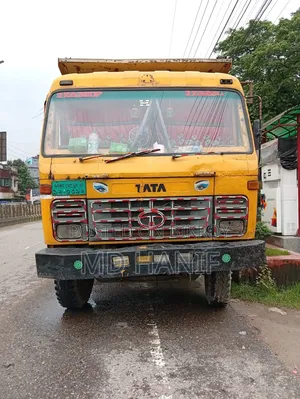 টাটা ১৬১৮ ট্রাক