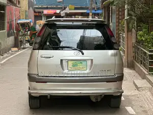 Toyota Raum 1999 Silver