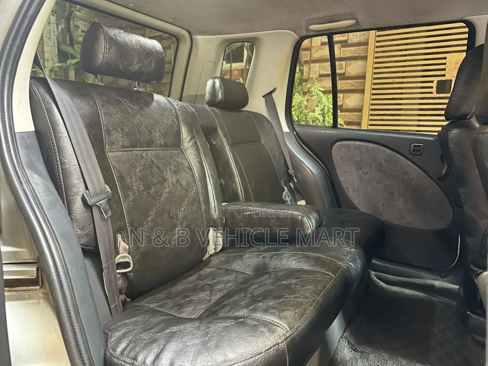 Toyota Raum 1999 Silver