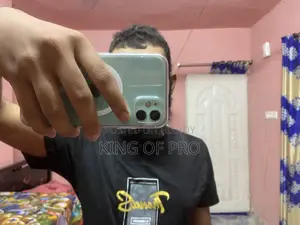 Apple iPhone 11 64 GB