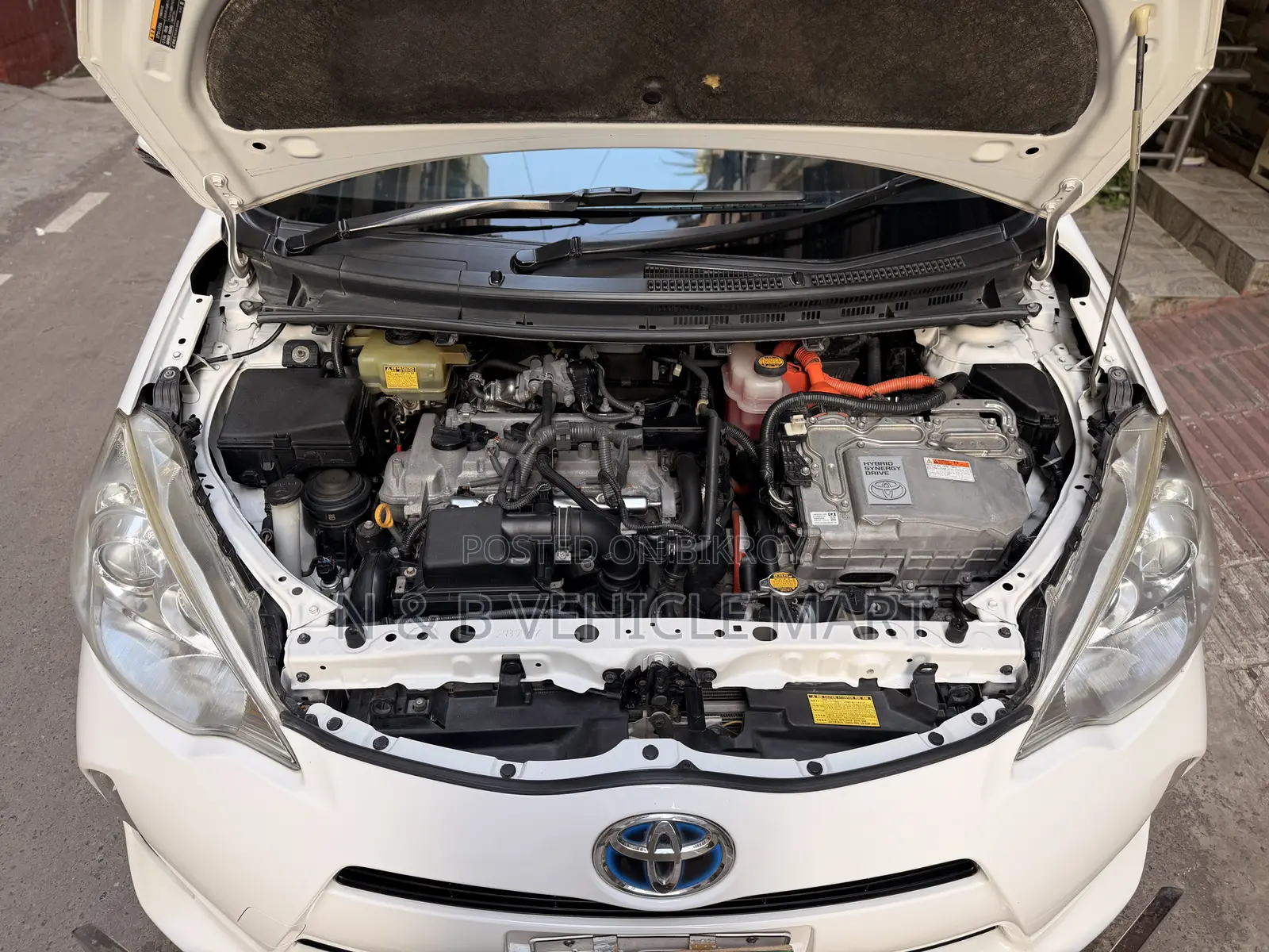 Toyota Aqua G 2014 Pearl