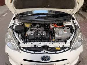 Toyota Aqua G 2014 Pearl