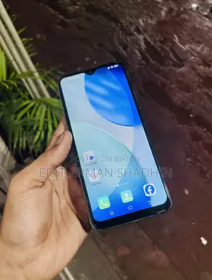 Vivo Y11 32 GB Blue